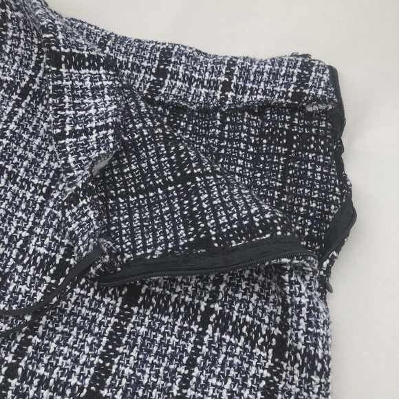 $398 Trina Turk Riya Skirt Distressed Style Tweed Mini Skirt Size-00 *READ - Picture 10 of 16